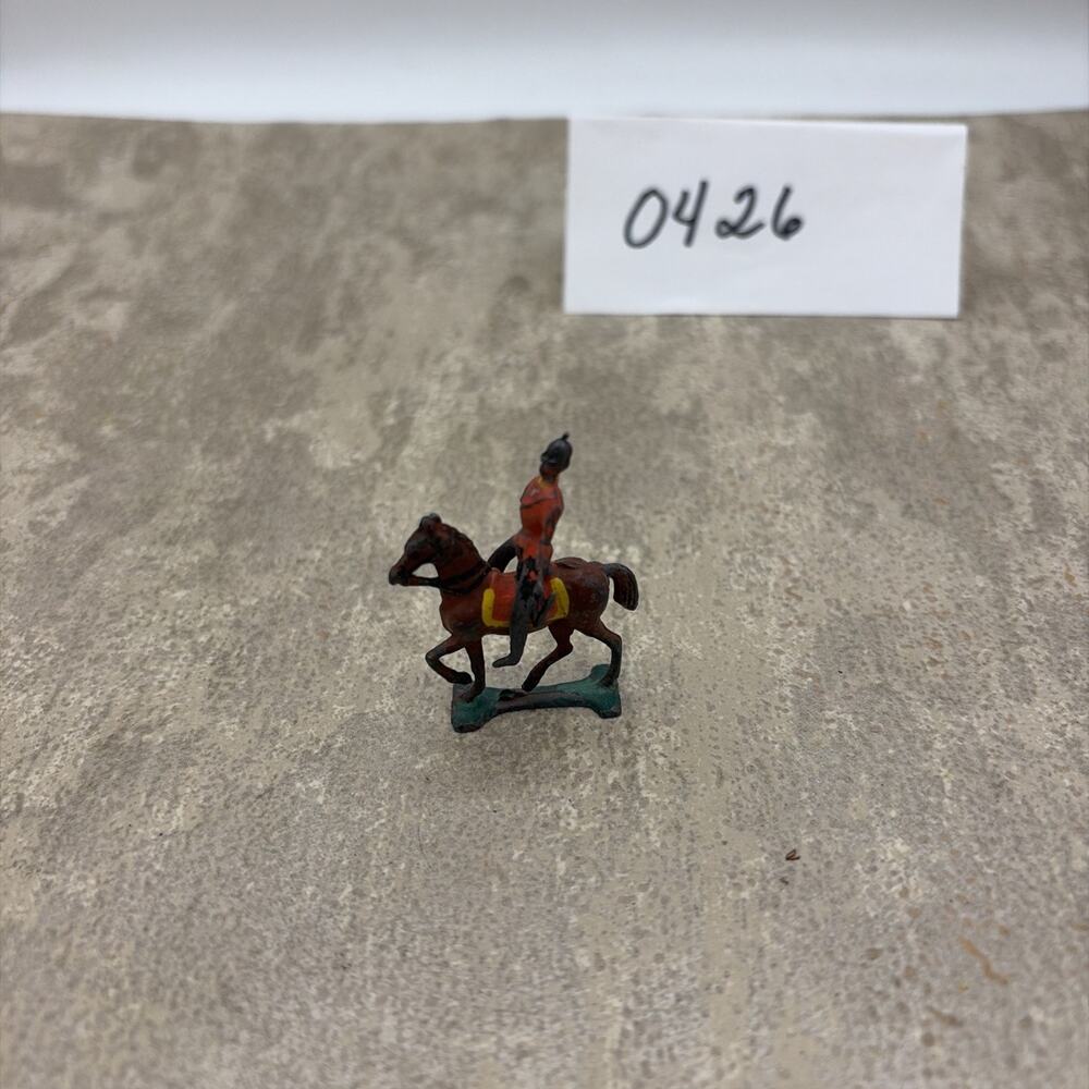 Vintage Barclay Manoil Cast Metal Toy Soldier On Horseback Arms Are Broken